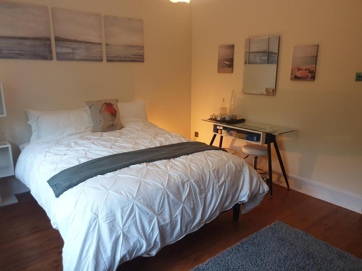 Little Robin Gate - Free Parking - Central - 10 Min Walk To Train Station Bournemouth Eksteriør billede