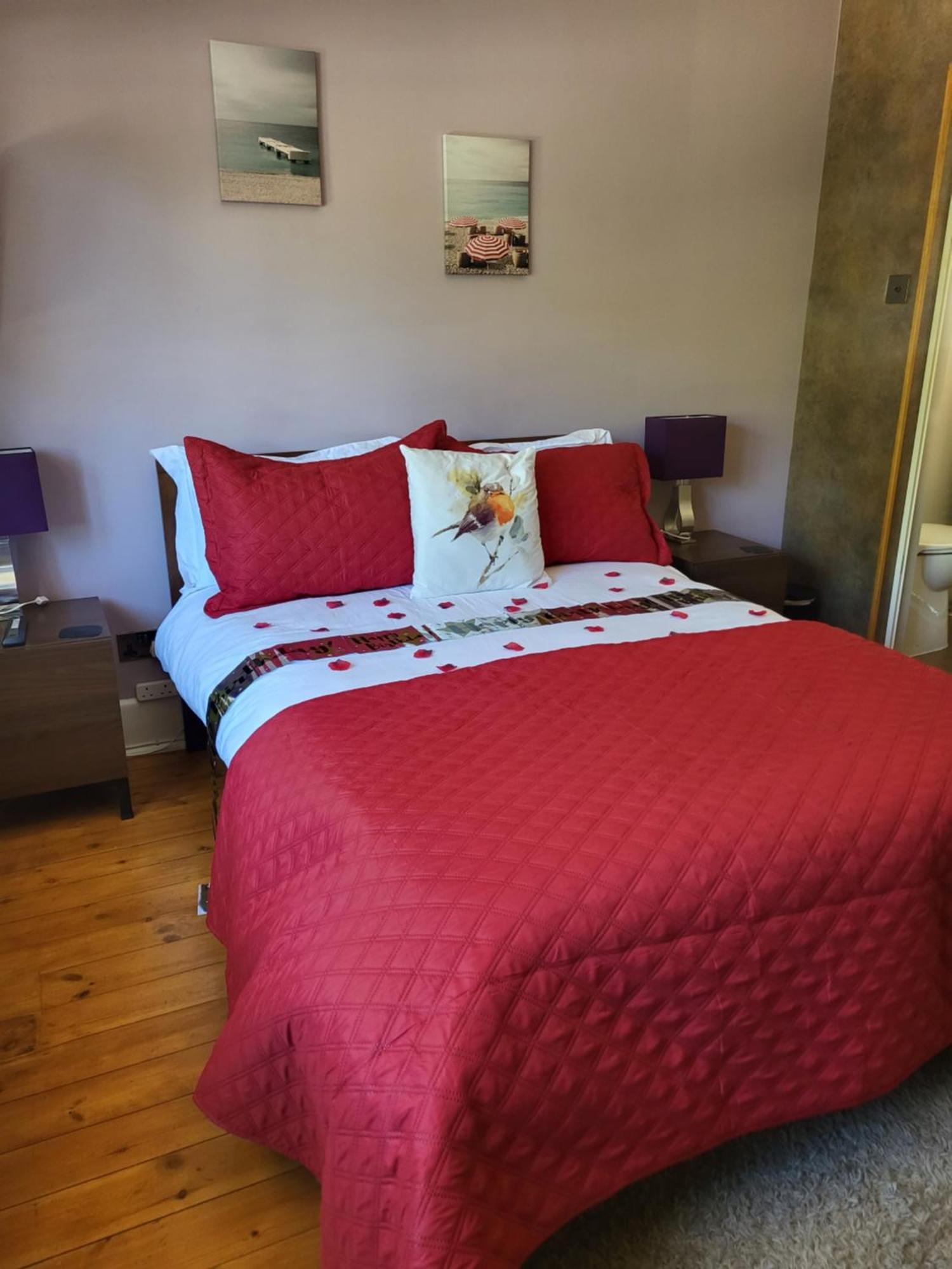 Little Robin Gate - Free Parking - Central - 10 Min Walk To Train Station Bournemouth Eksteriør billede